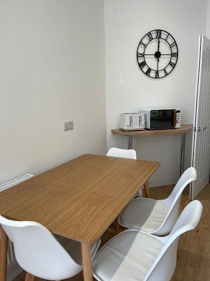 Brand New Montrouge Apartments - Perfect Location!! Portsmouth Exterior foto